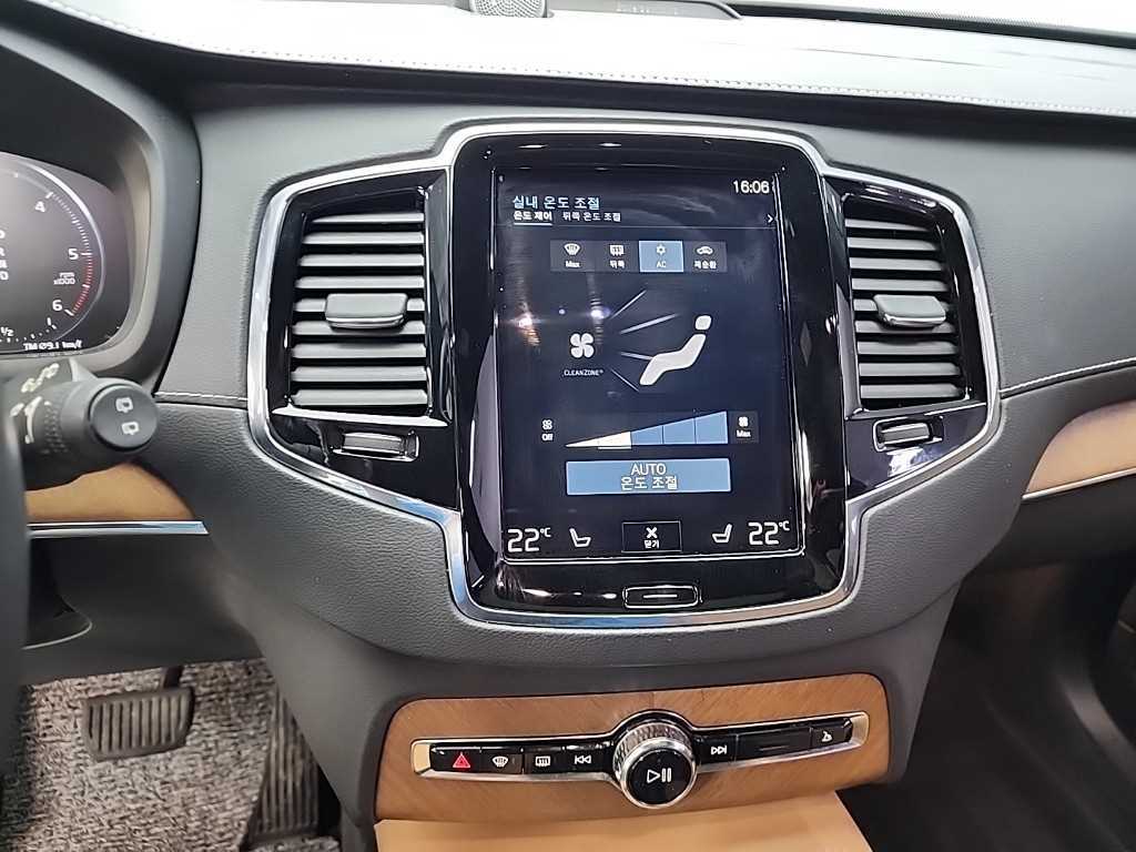 Volvo XC90 - Vista 10