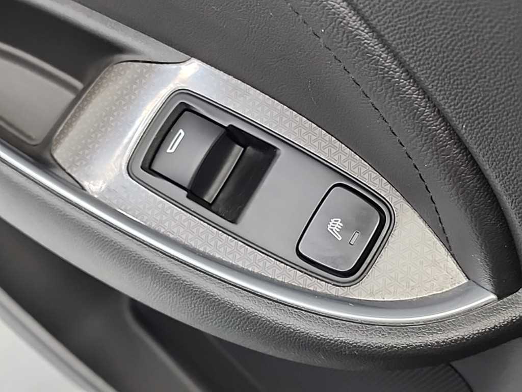 Chevrolet Malibu 2019 Negro - Importación desde Corea - HF Imports Iquique - Foto 14