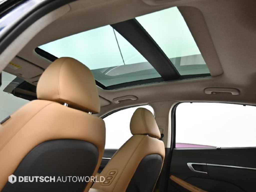 HYUNDAI Sonata - Vista 6