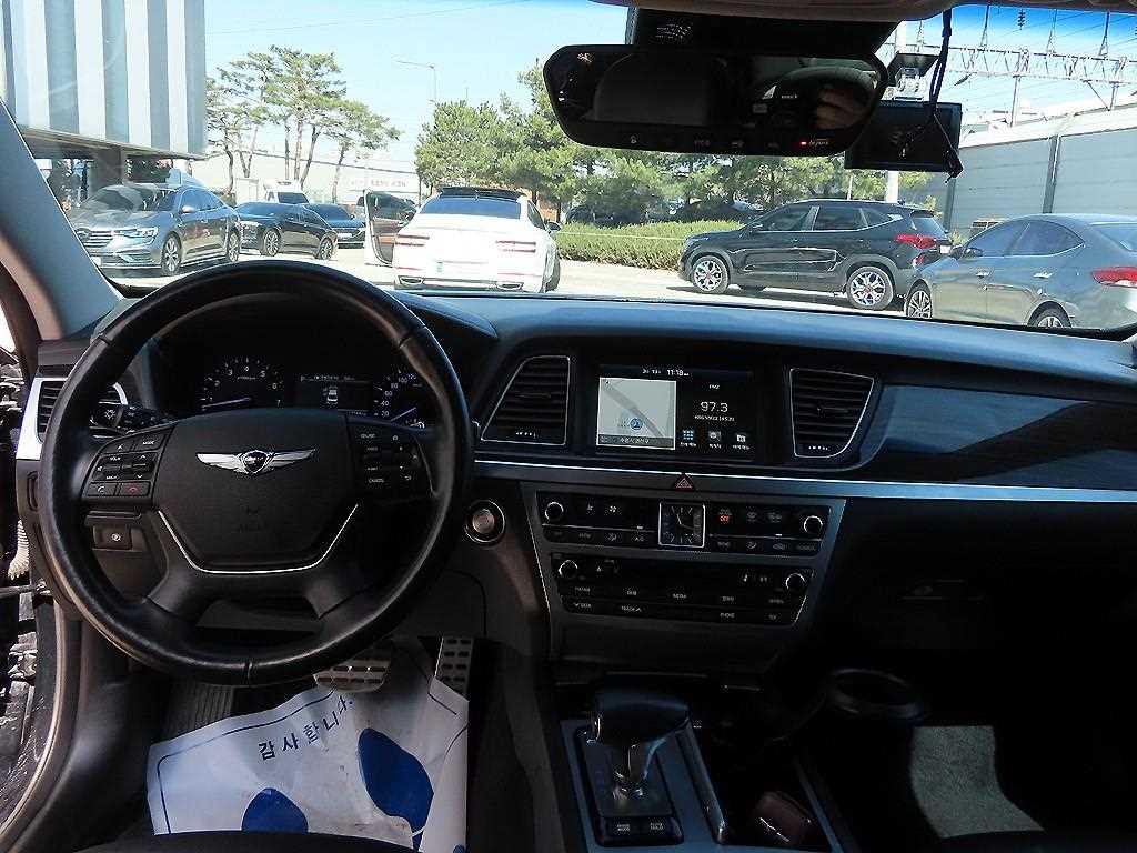 Genesis G80 - Vista 7