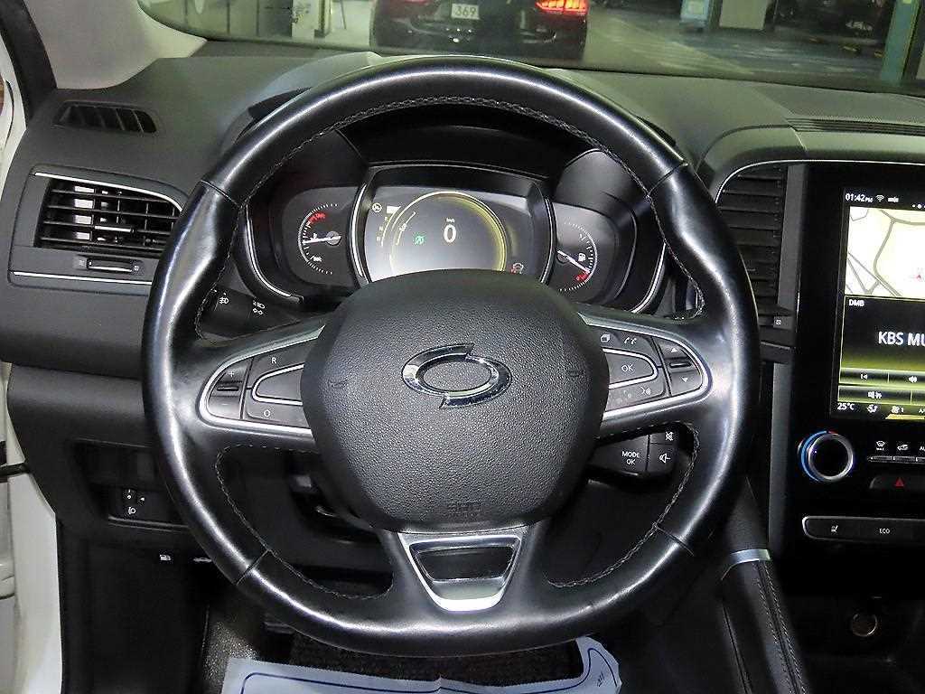 SAMSUNG QM6 - Vista 8