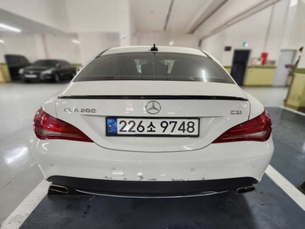 Mercedes Benz CLA Class - Vista 4