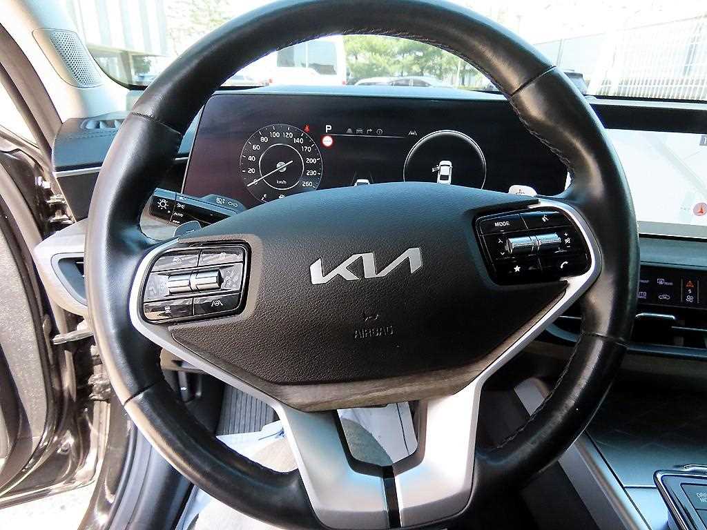 KIA K8 - Vista 8