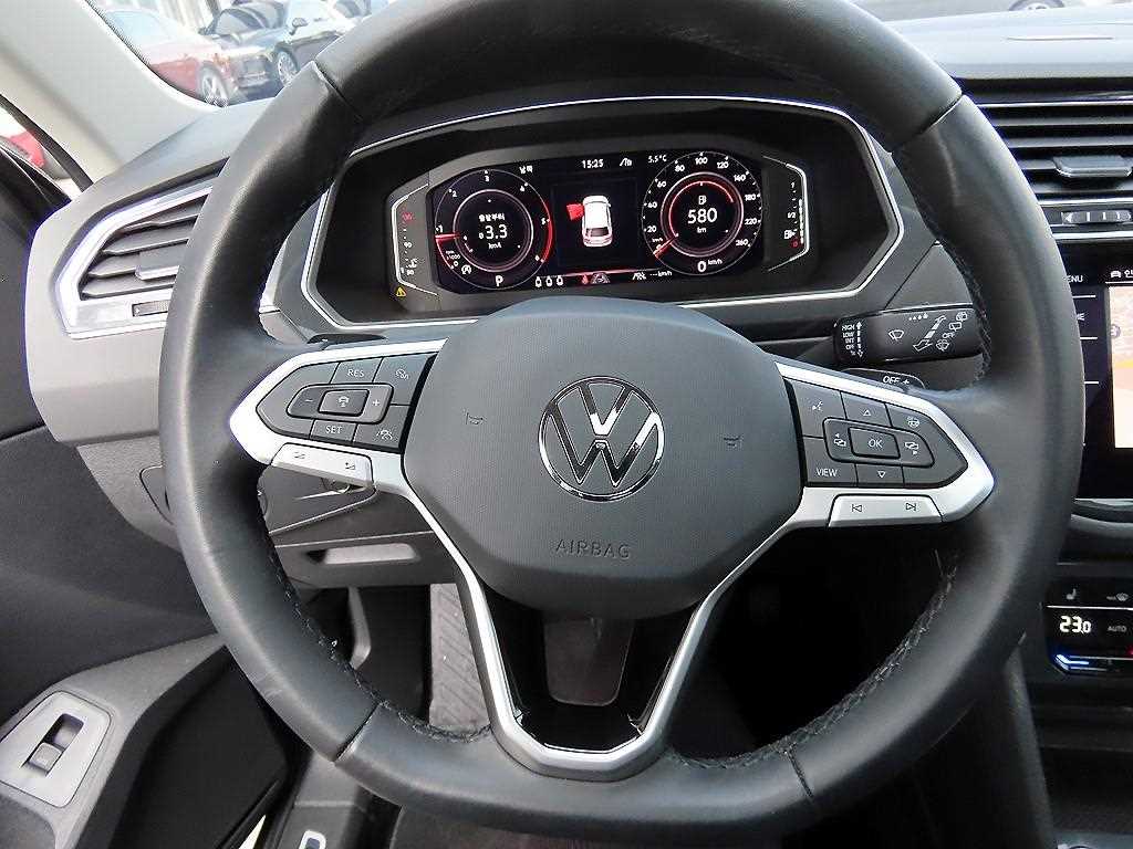 Volkswagen Tiguan - Vista 8