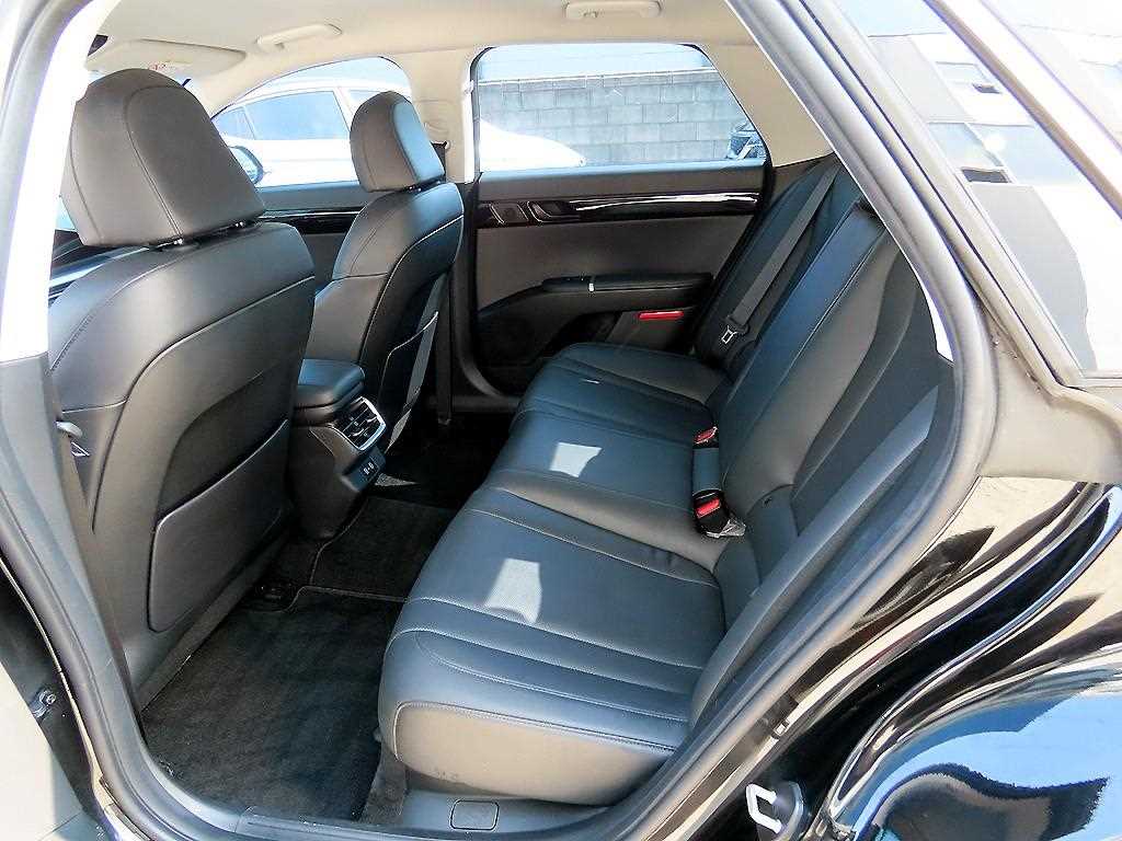 HYUNDAI Grandeur - Vista 6