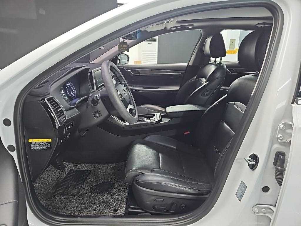 HYUNDAI Grandeur - Vista 8