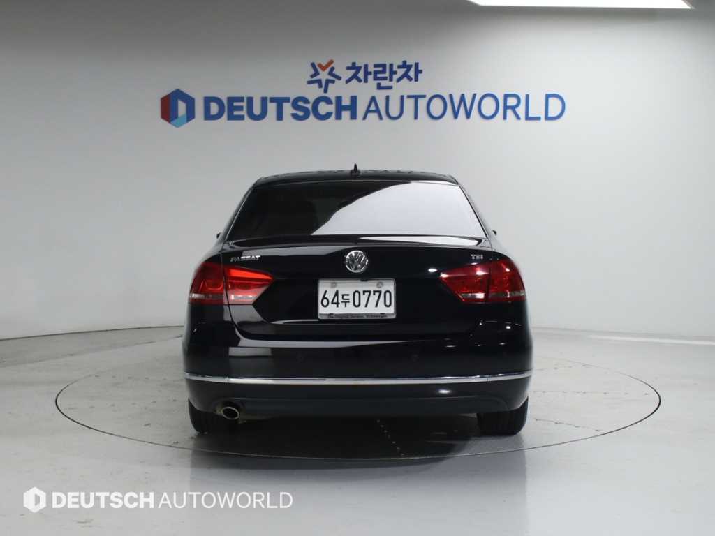 Volkswagen Passat - Vista 4