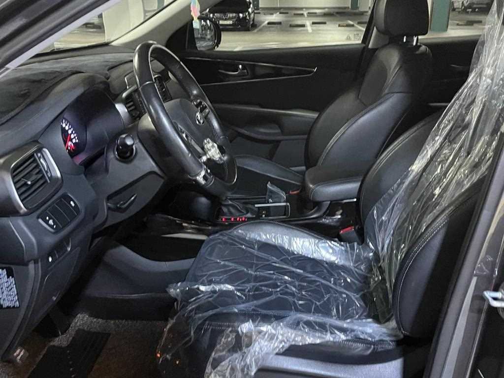 KIA Sorento - Vista 12