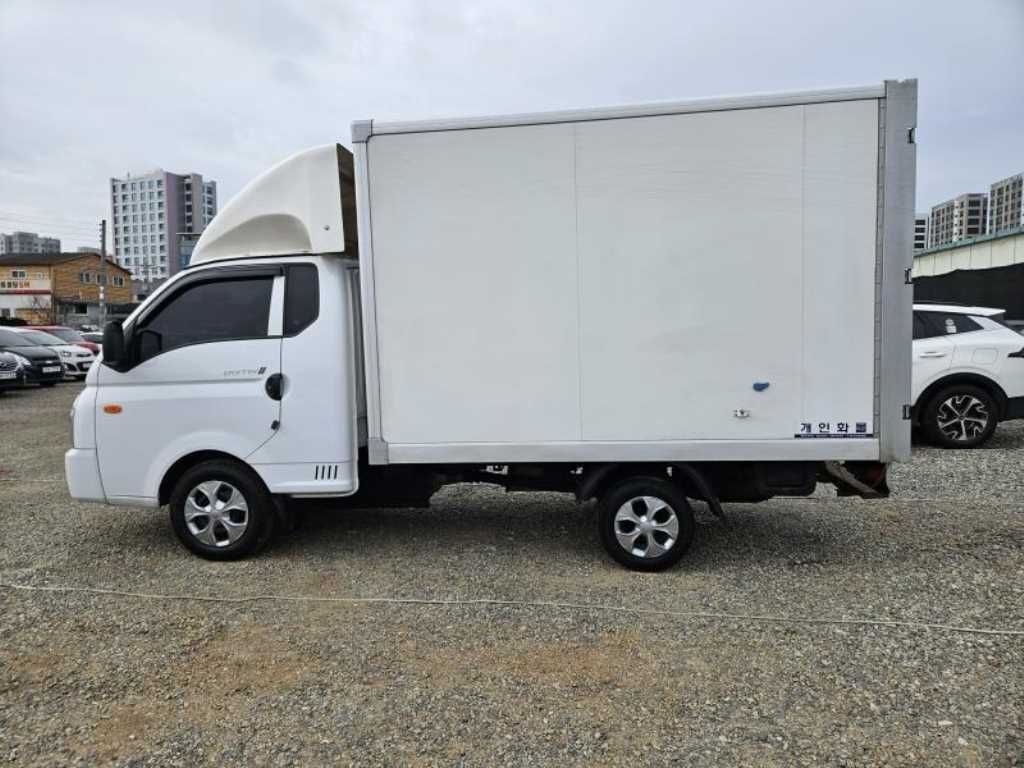 Small Truck Cargo (small) - Vista 4