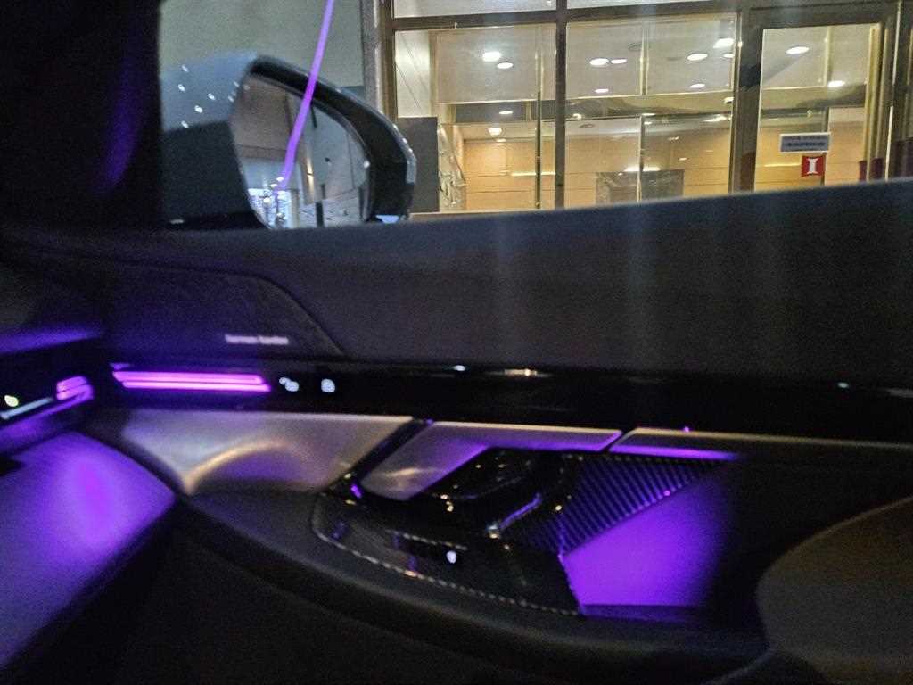 BMW 5 Series 2024 Gris - Importación desde Corea - HF Imports Iquique - Foto 18