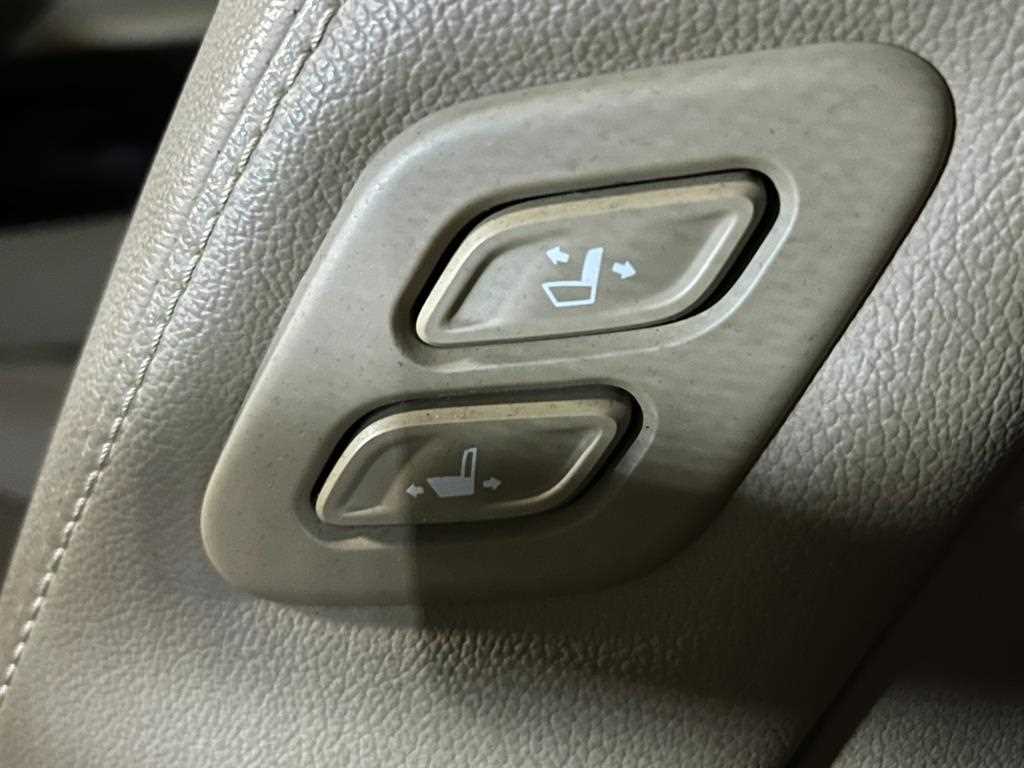 KIA Carnival - Vista 9