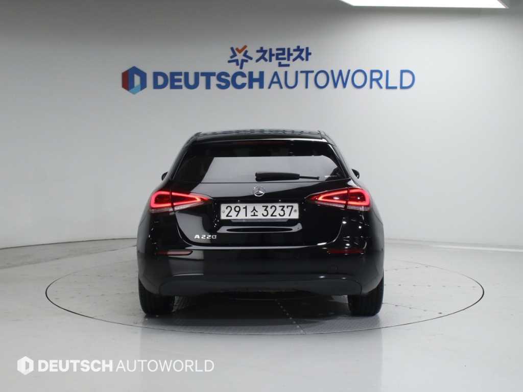 Mercedes Benz A Class - Vista 4