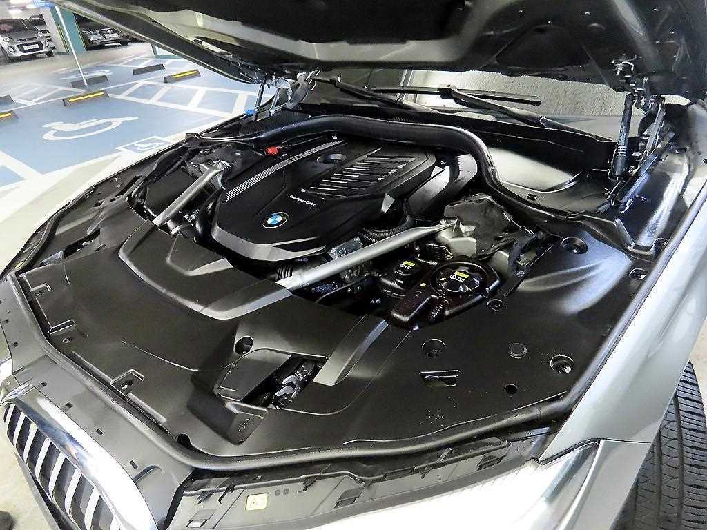 BMW 7 Series 2022 Café - Importación desde Corea - HF Imports Iquique - Foto 19