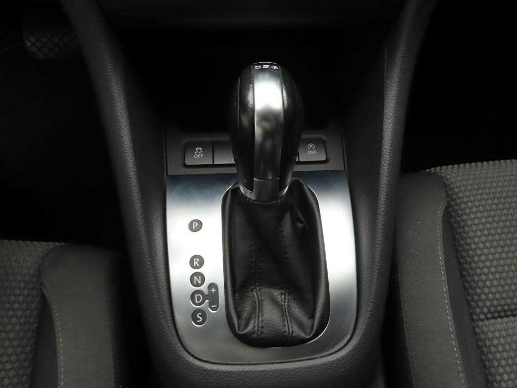 Volkswagen Golf - Vista 9