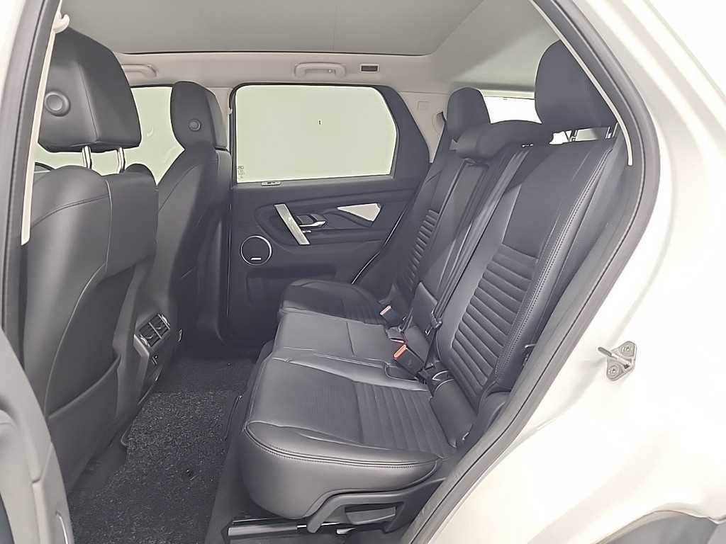 Land Rover Discovery Sports - Vista 12