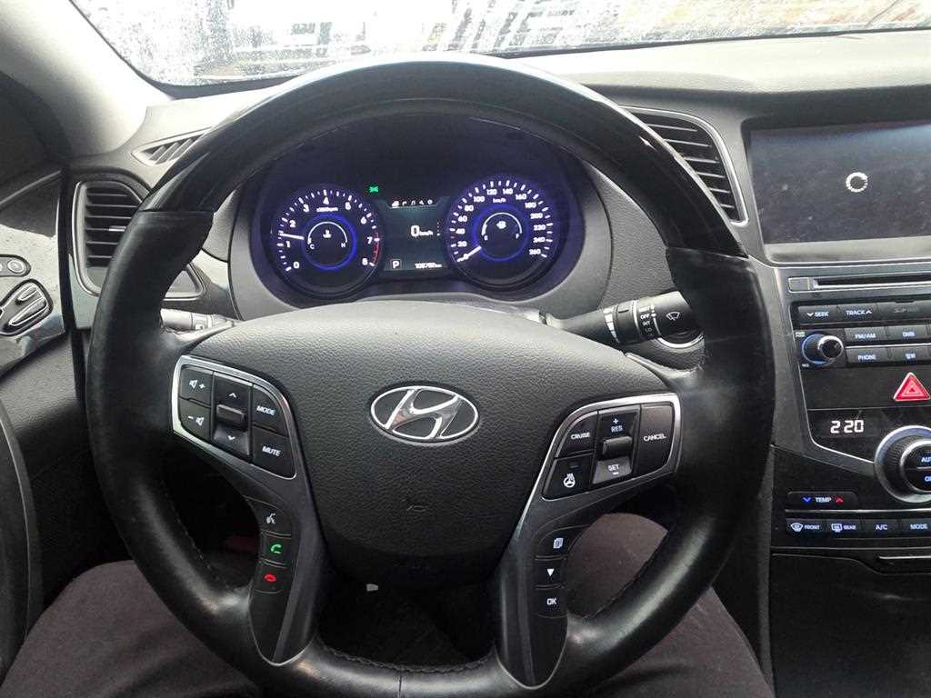 HYUNDAI Grandeur - Vista 11