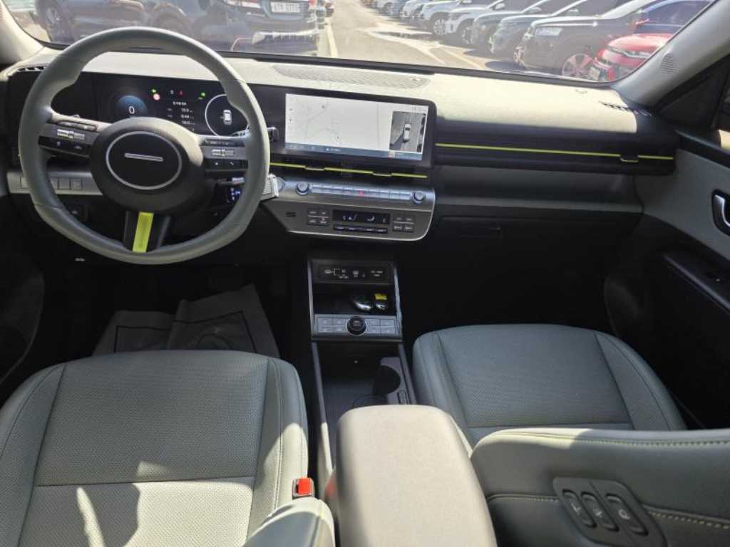 HYUNDAI Kona - Vista 7