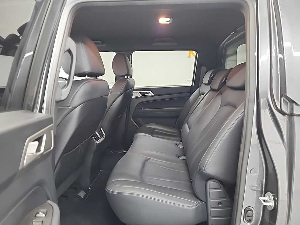 Ssangyong Rexton - Vista 12