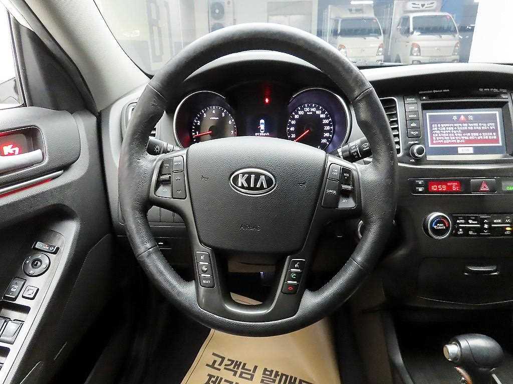 KIA K7 - Vista 7