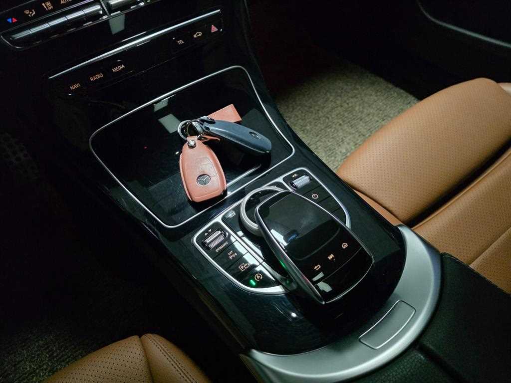 Mercedes Benz C Class 2020 Blanco - Importación desde Corea - HF Imports Iquique - Foto 15