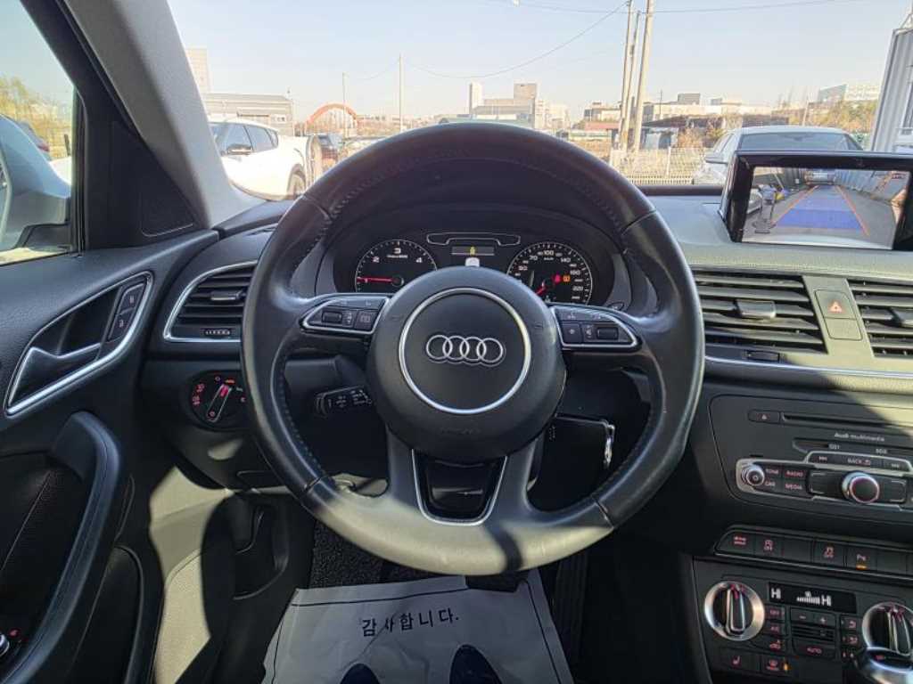 Audi Q3 - Vista 8