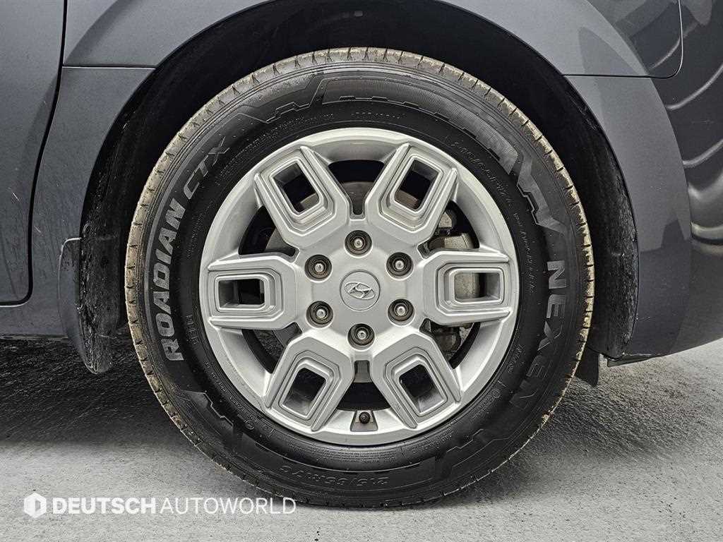 HYUNDAI Staria - Vista 5