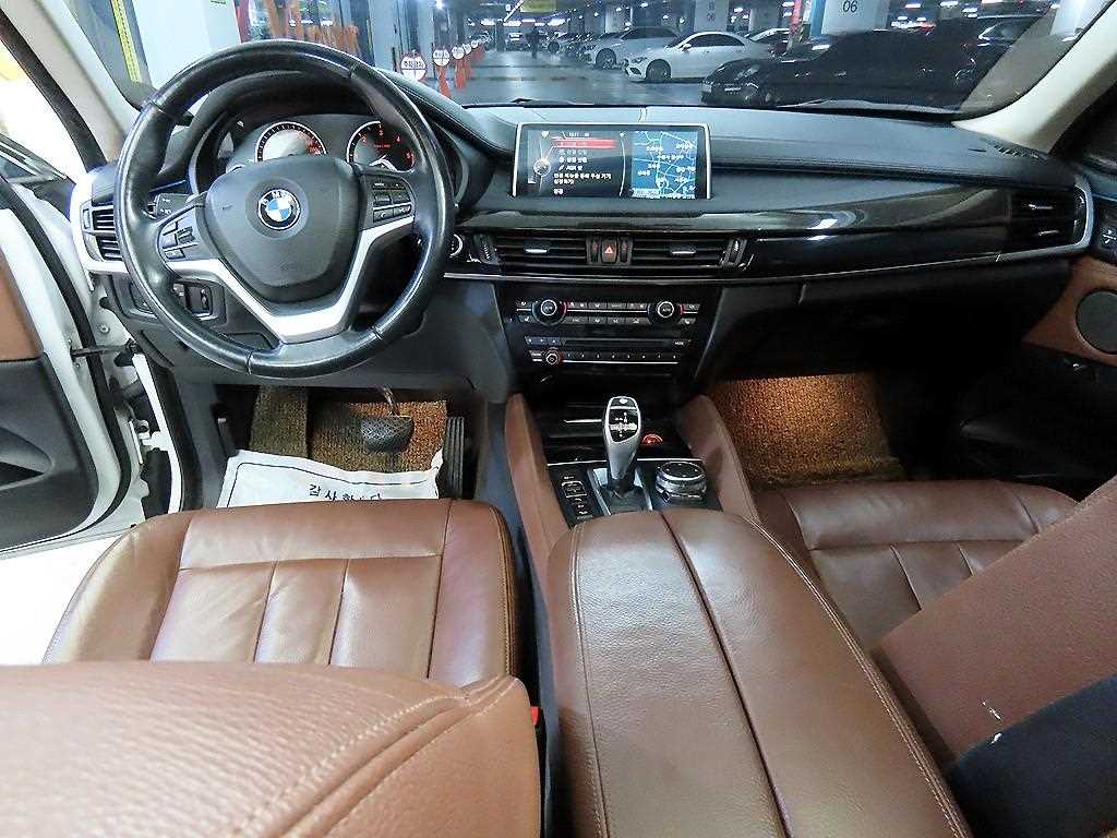BMW X6 - Vista 10