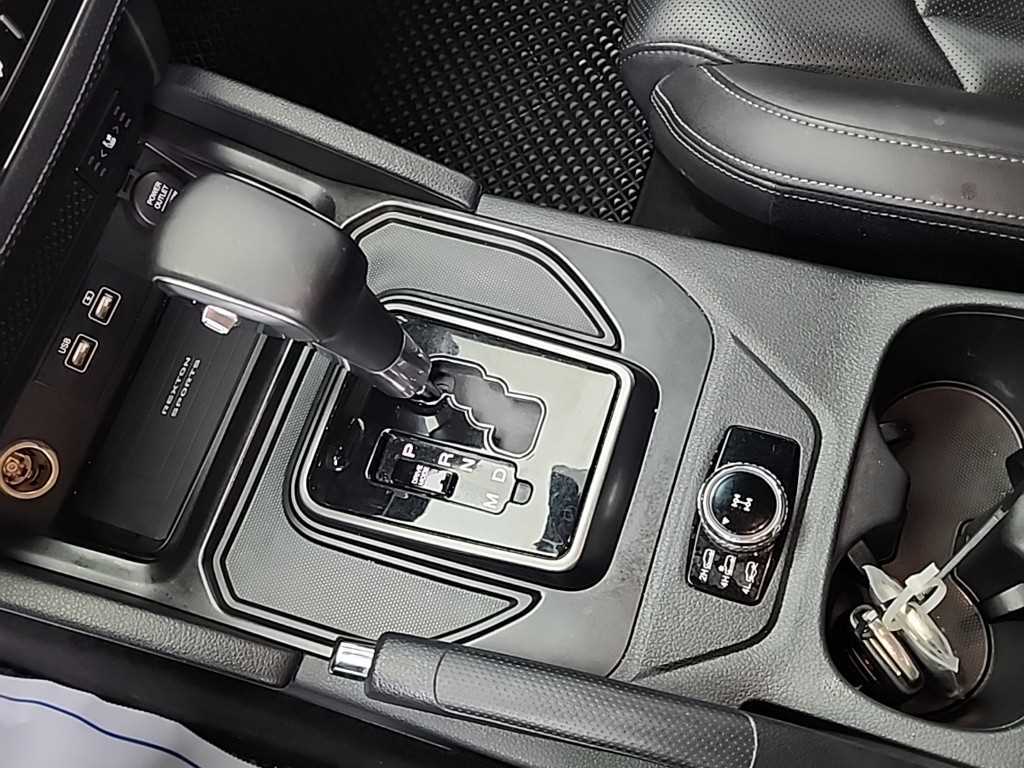 Ssangyong Rexton - Vista 8