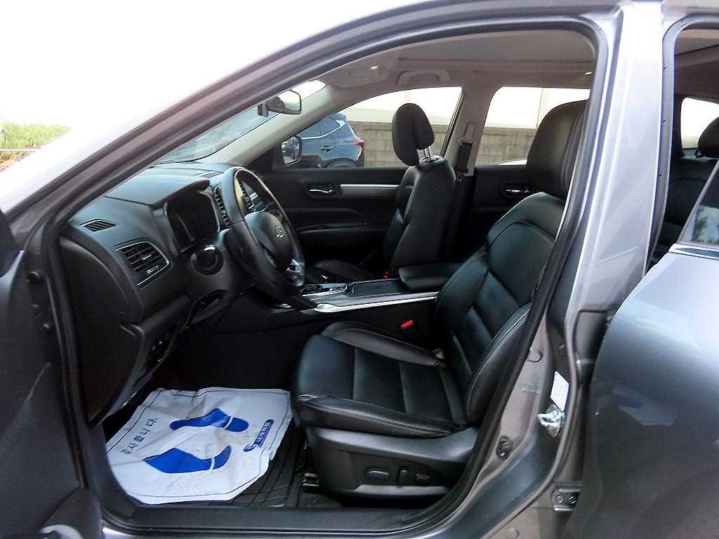 SAMSUNG QM6 - Vista 5