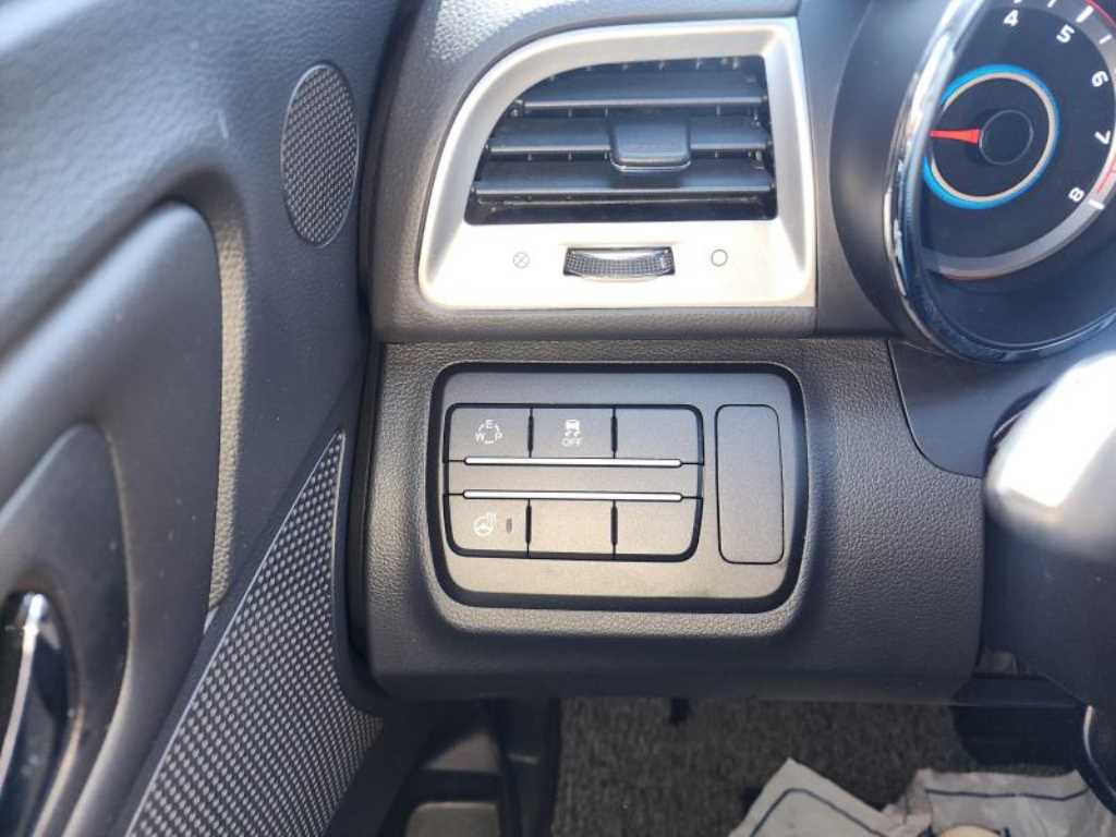 Ssangyong Tivoli 2015 - Importación desde Corea - HF Imports Iquique - Foto 15