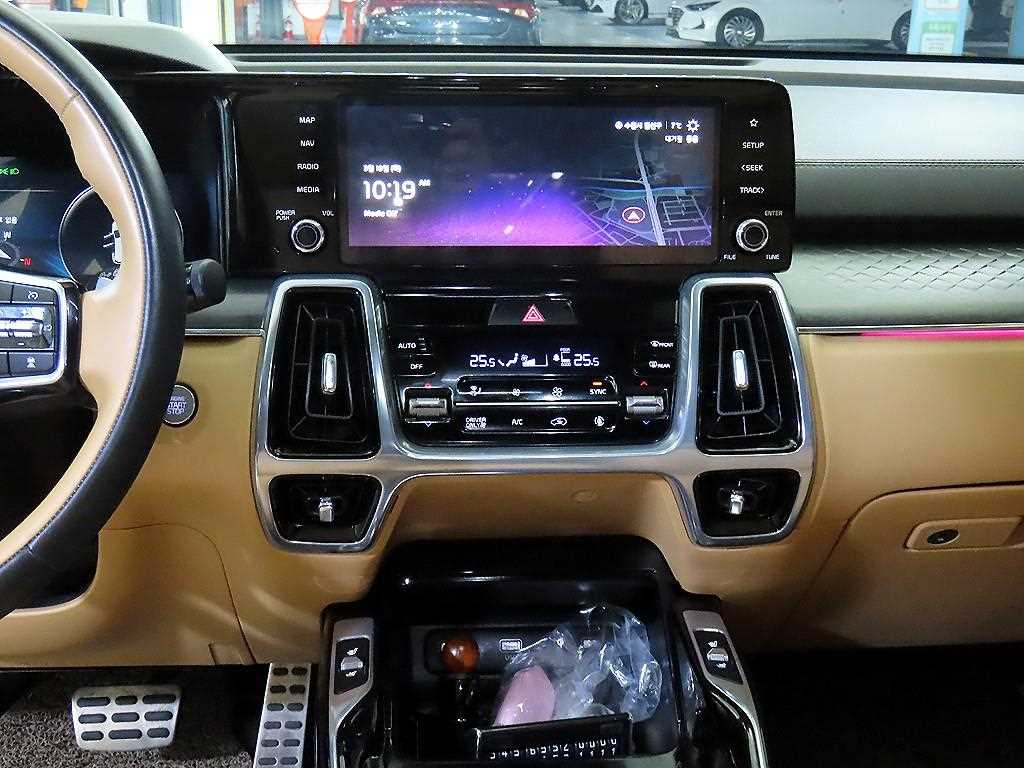 KIA Sorento - Vista 11