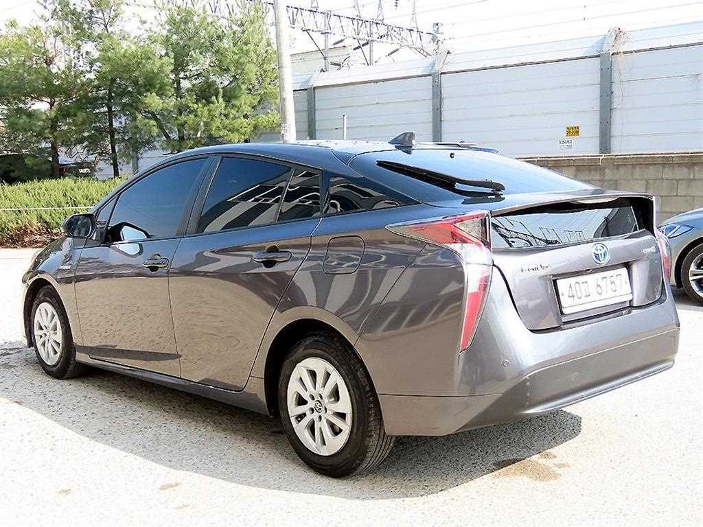 Toyota Prius - Vista 4
