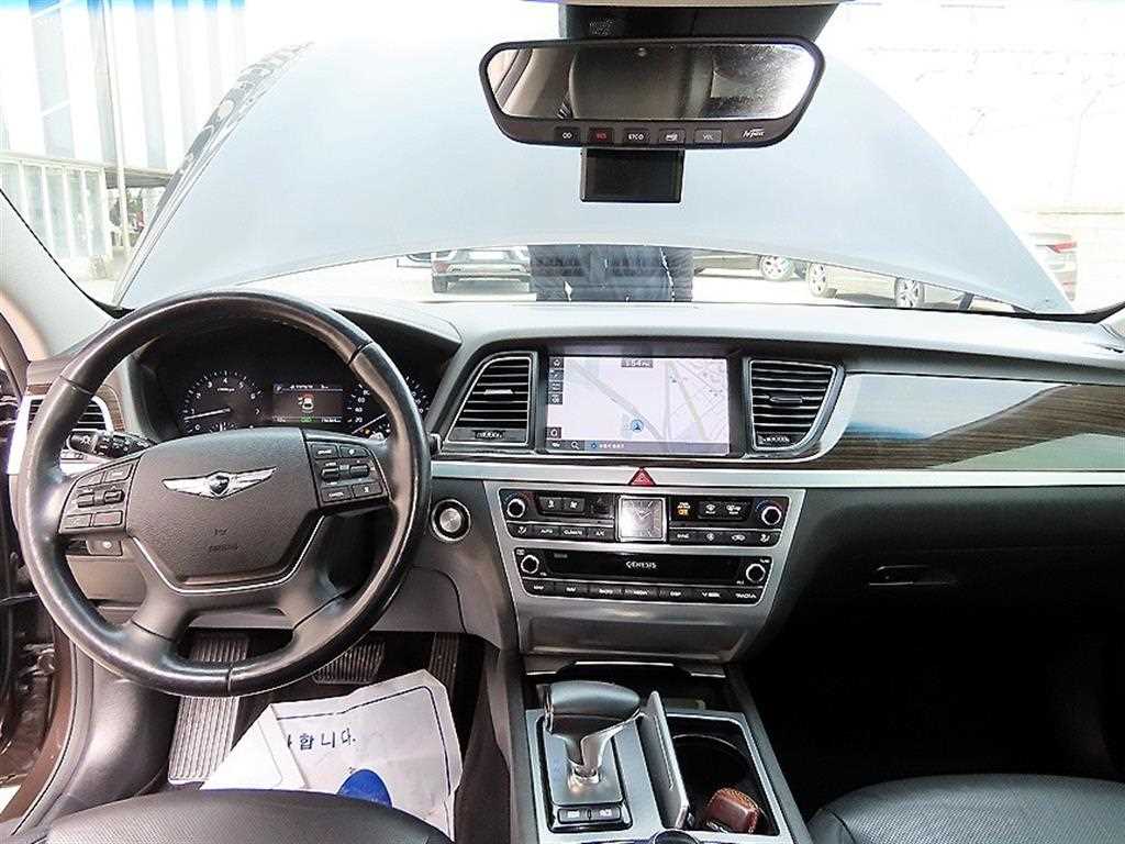 Genesis G80 - Vista 7