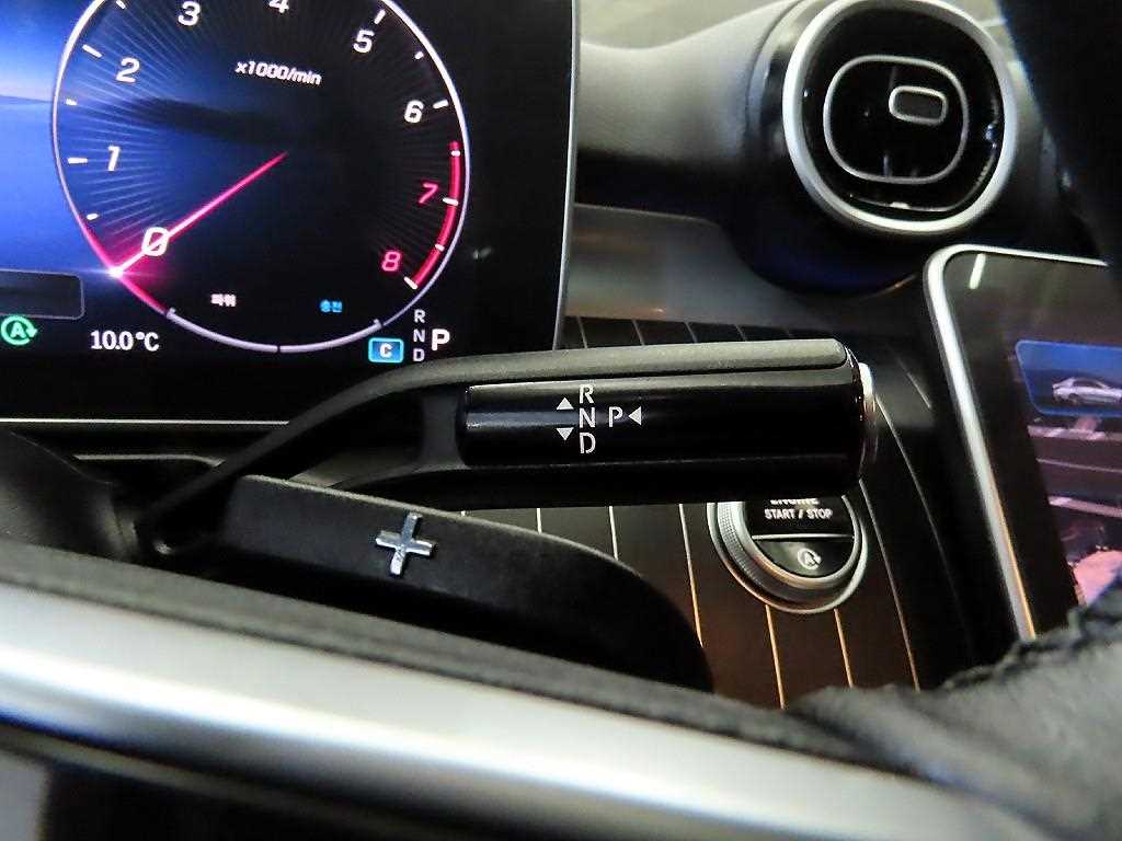 Mercedes Benz C Class - Vista 12