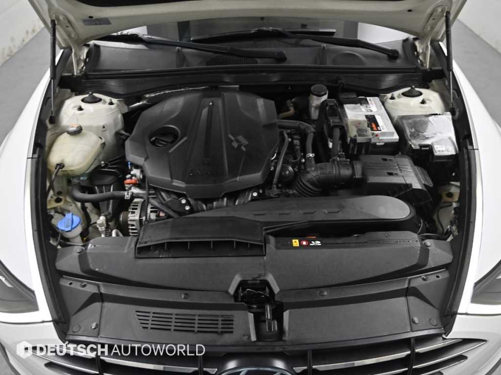 HYUNDAI Sonata - Vista 6