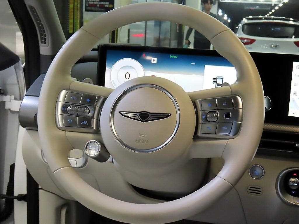 Genesis GV60 - Vista 8