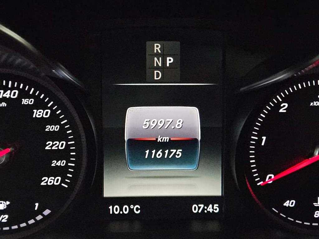 Mercedes Benz C Class 2017 Blanco - Importación desde Corea - HF Imports Iquique - Foto 15