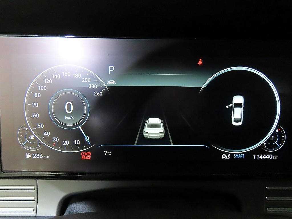 HYUNDAI Grandeur - Vista 9