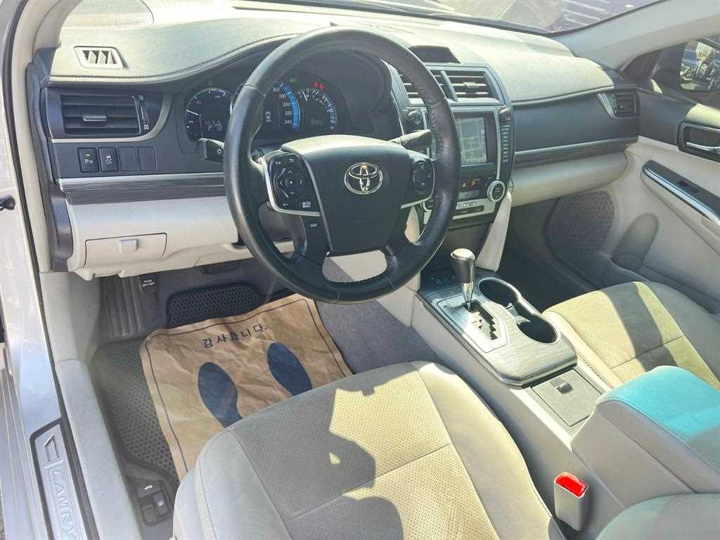 Toyota Camry - Vista 5
