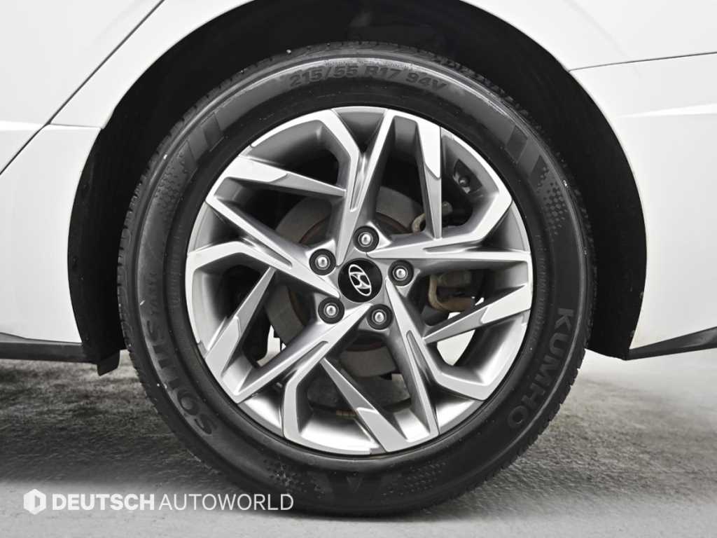 HYUNDAI Sonata - Vista 5