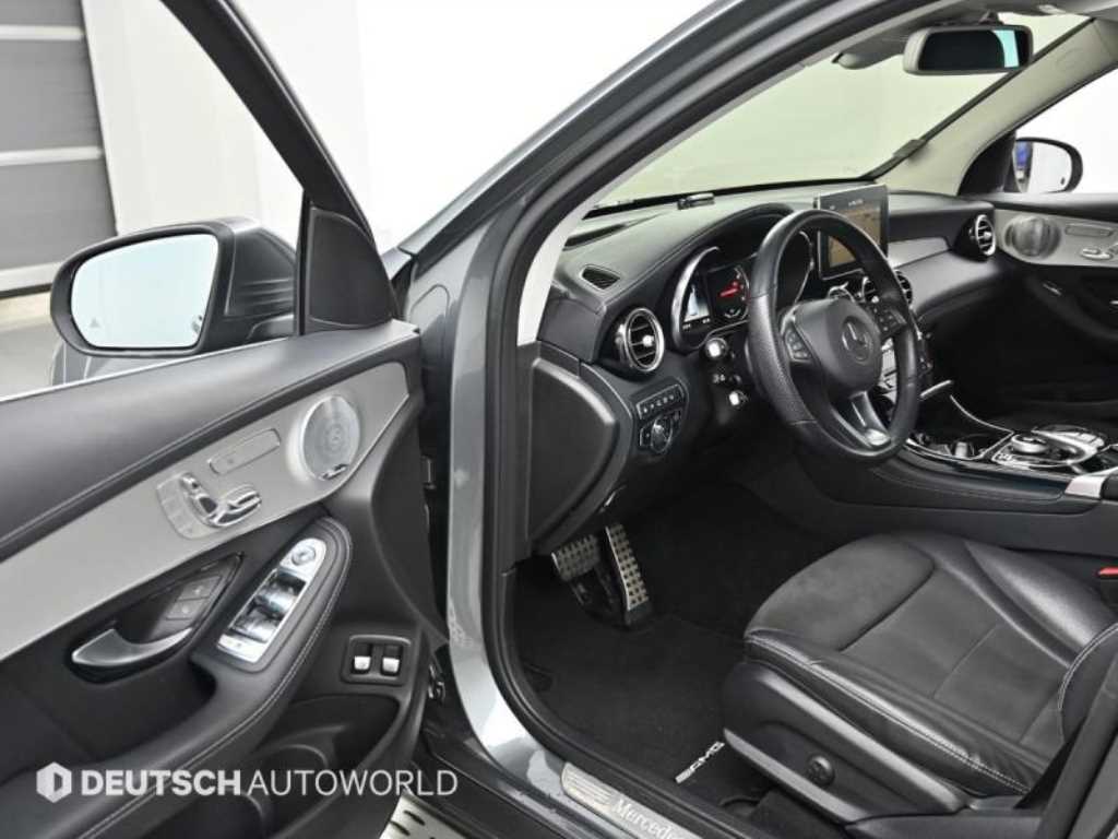 Mercedes Benz GLC Class - Vista 11