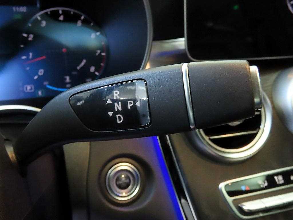 Mercedes Benz C Class - Vista 12