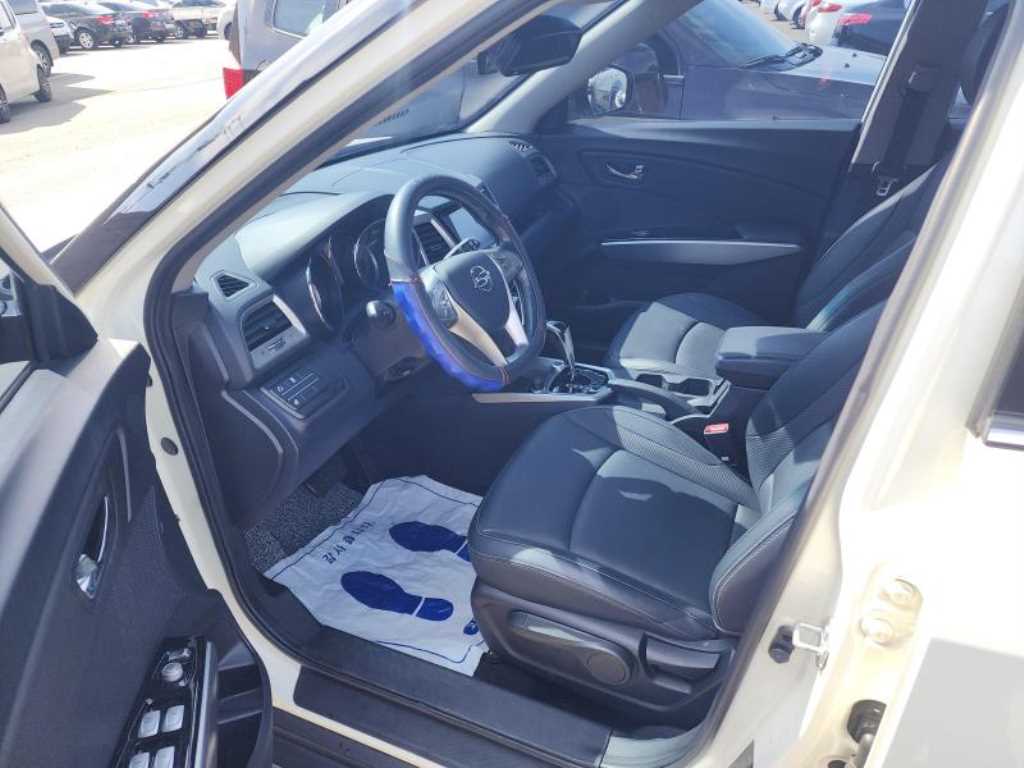 Ssangyong Tivoli - Vista 7