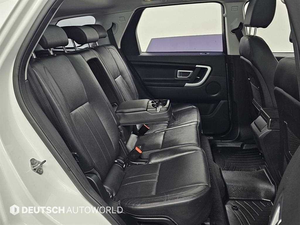 Land Rover Discovery Sports - Vista 12