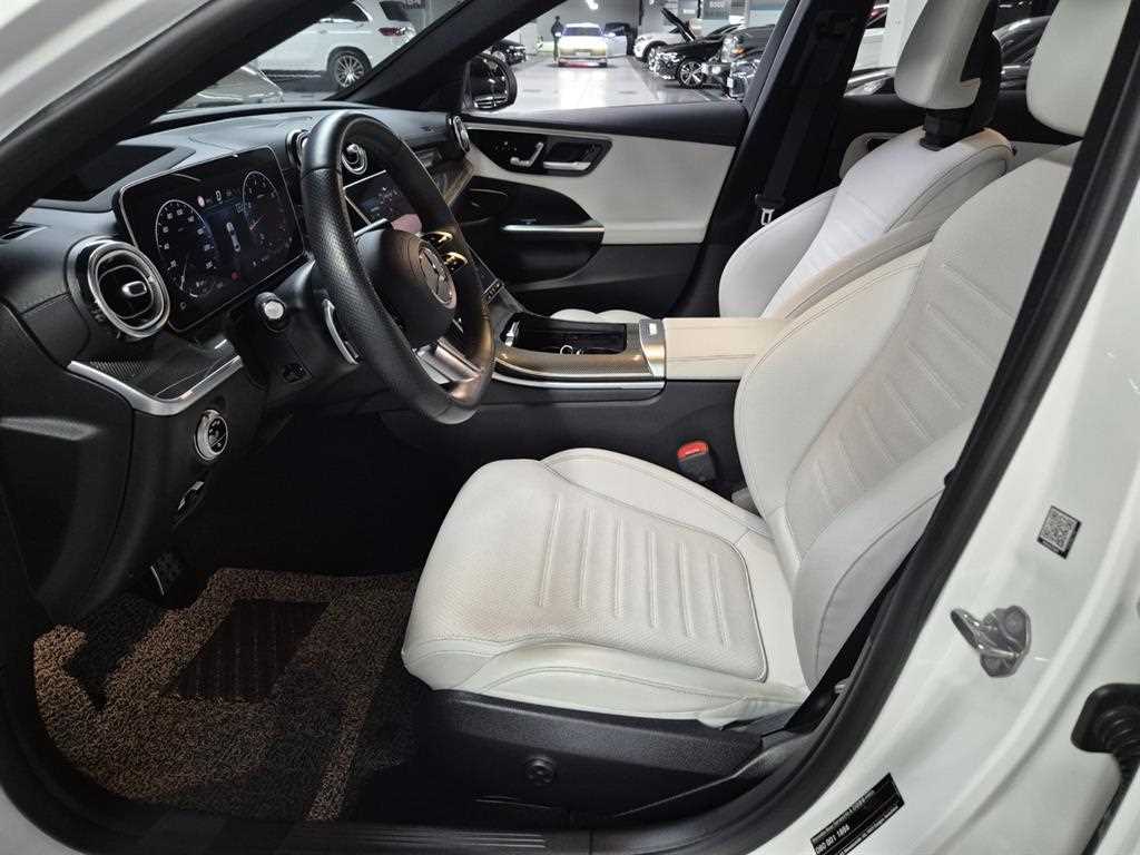 Mercedes Benz C Class - Vista 6