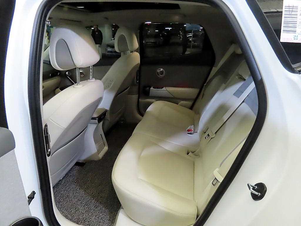 Genesis GV60 - Vista 7