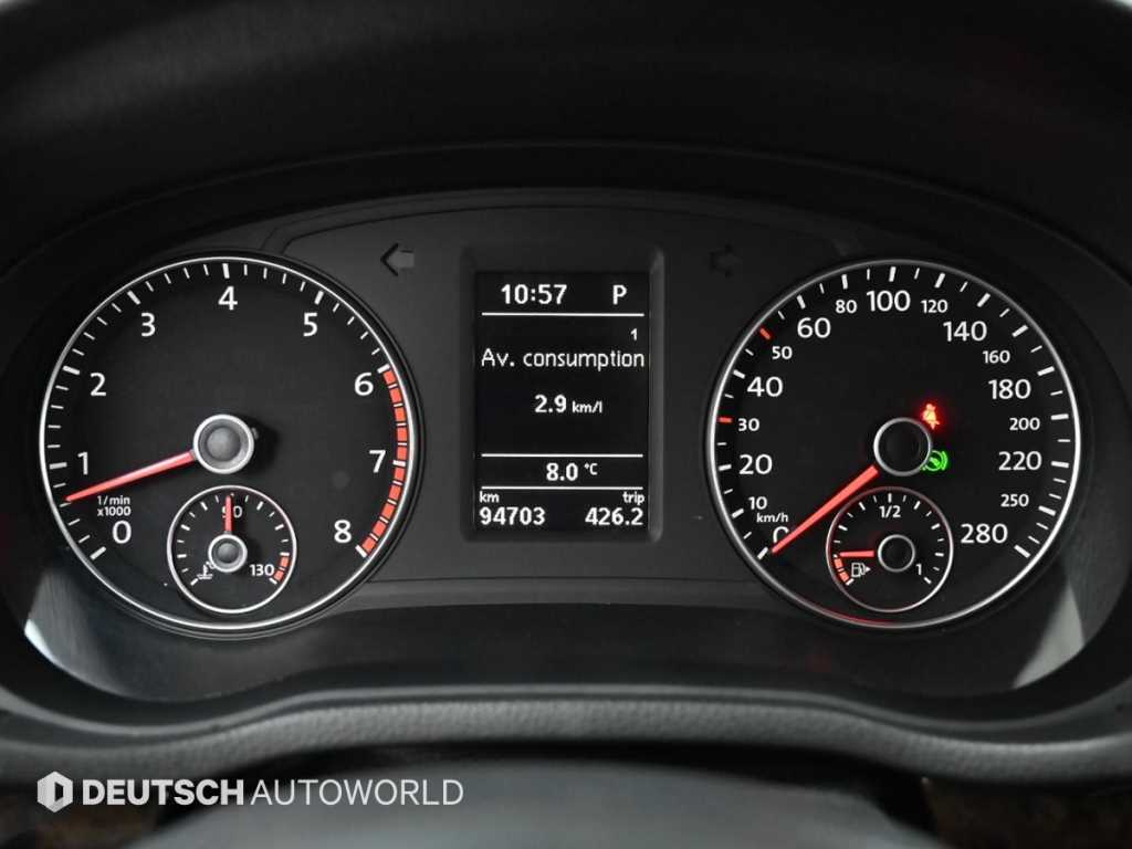 Volkswagen Passat - Vista 8