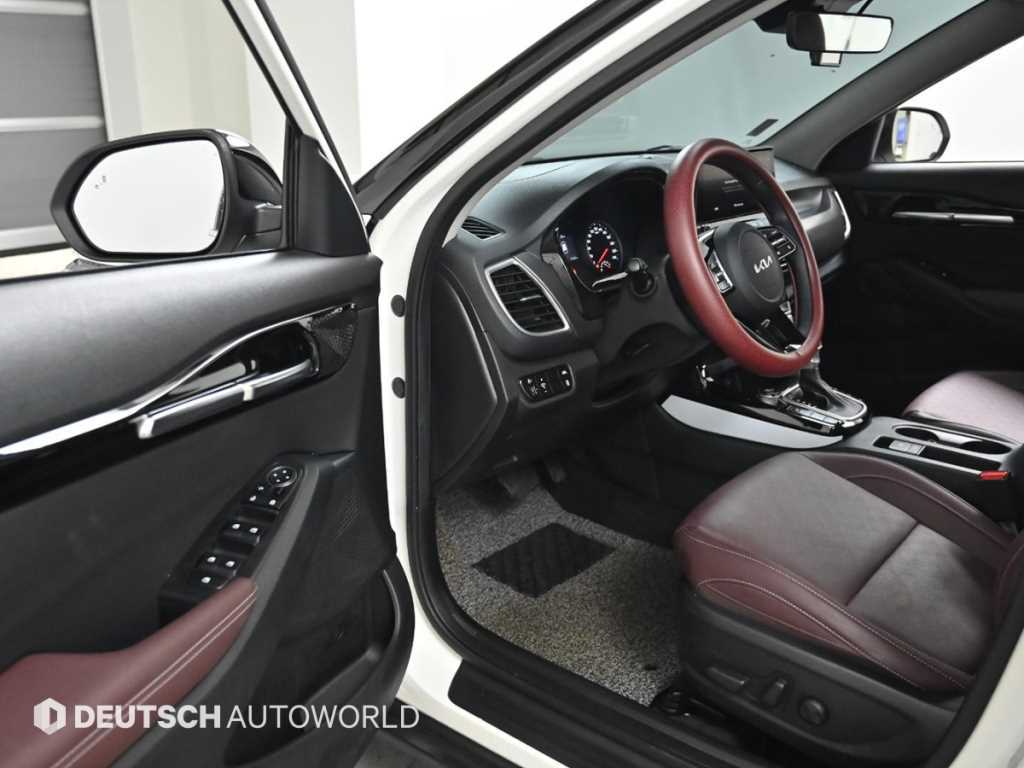 KIA Seltos - Vista 11