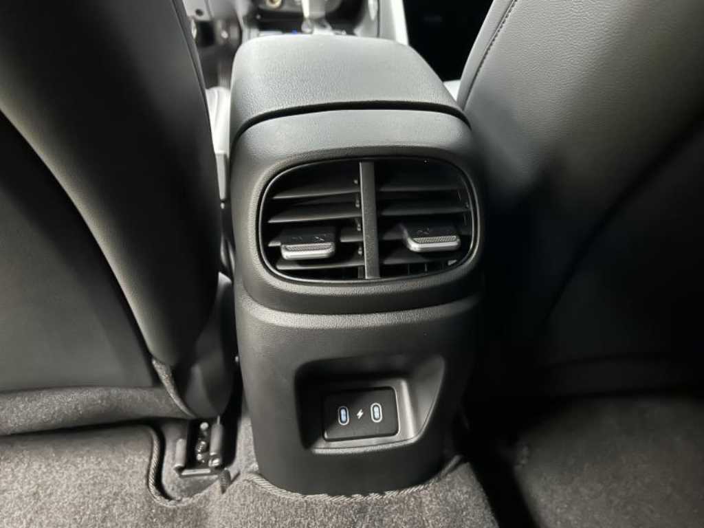 HYUNDAI Avante - Vista 7