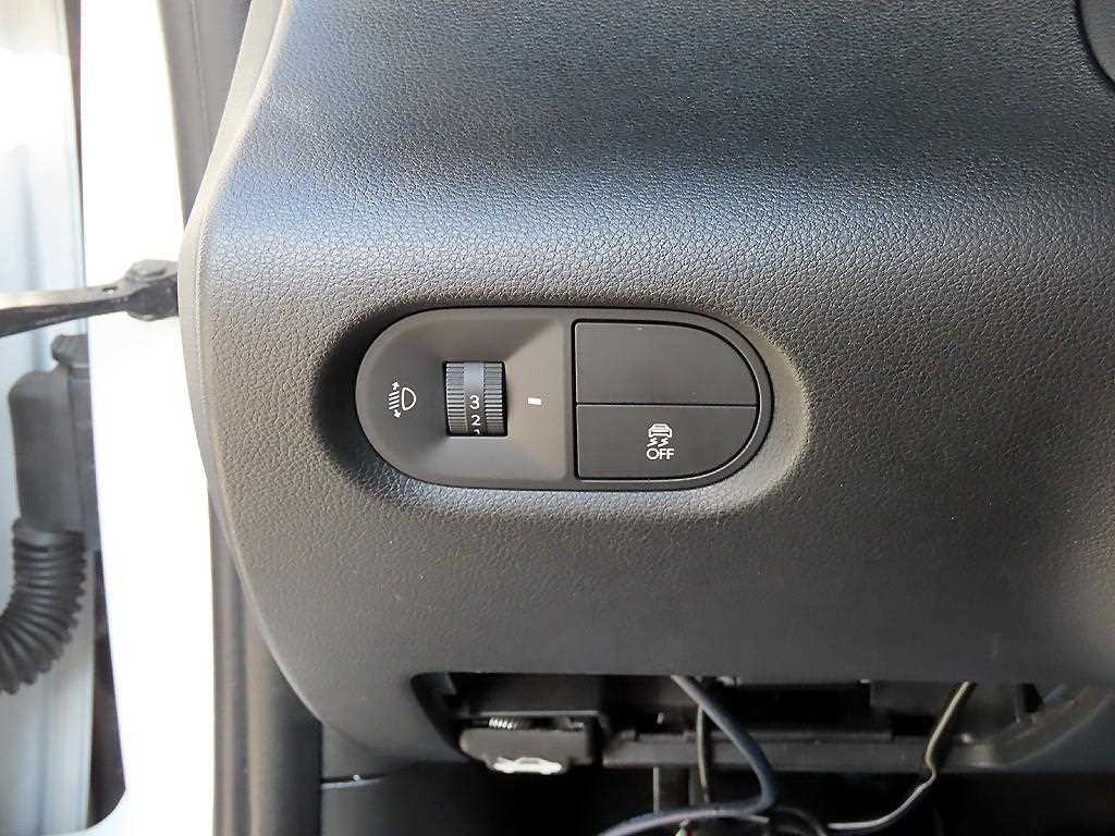 HYUNDAI Casper - Vista 12